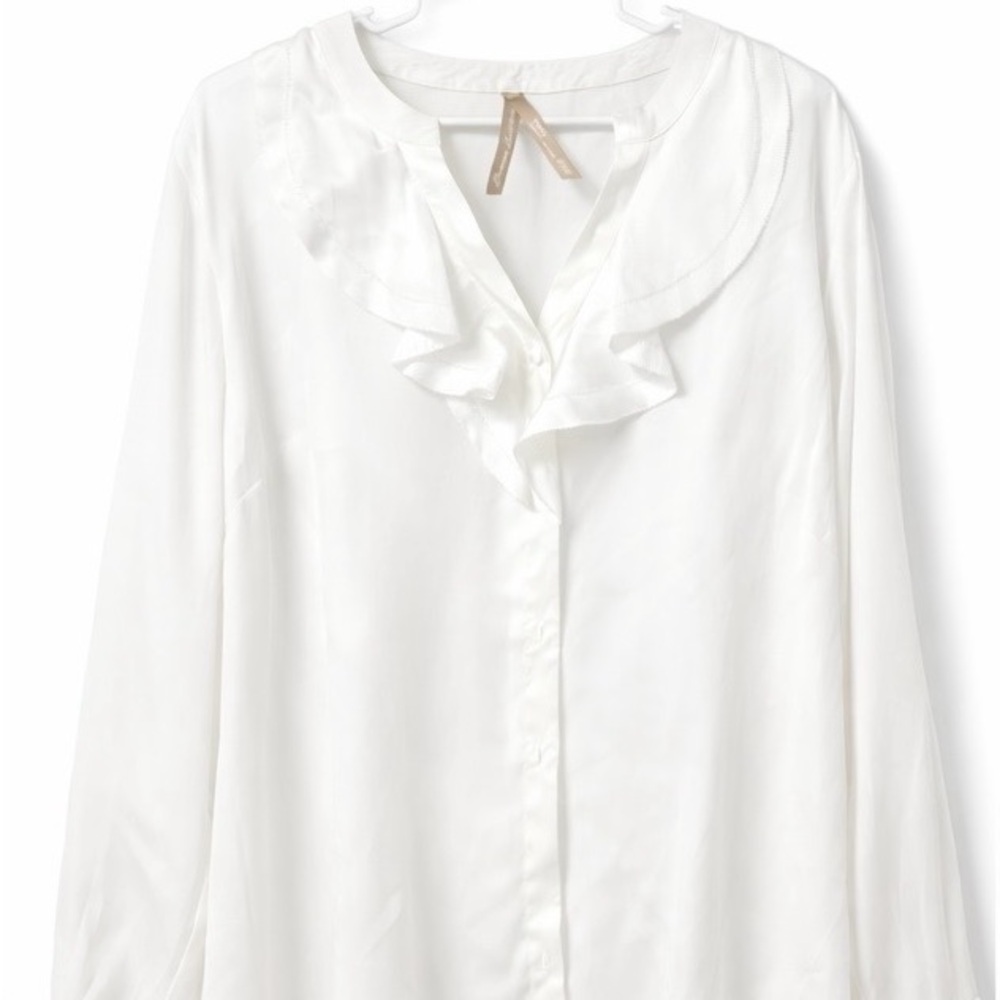 Parisian Belle collection Ruffle Blouse